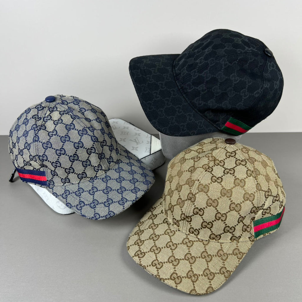 GUCCI BASEBALL CAP IN DARK BEIGE MONOGRAM CANVAS