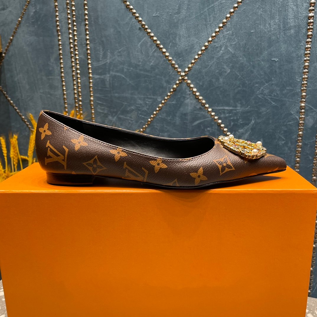 LOUIS VUITTON LV MET FLAT BALLERINA MONOGRAM