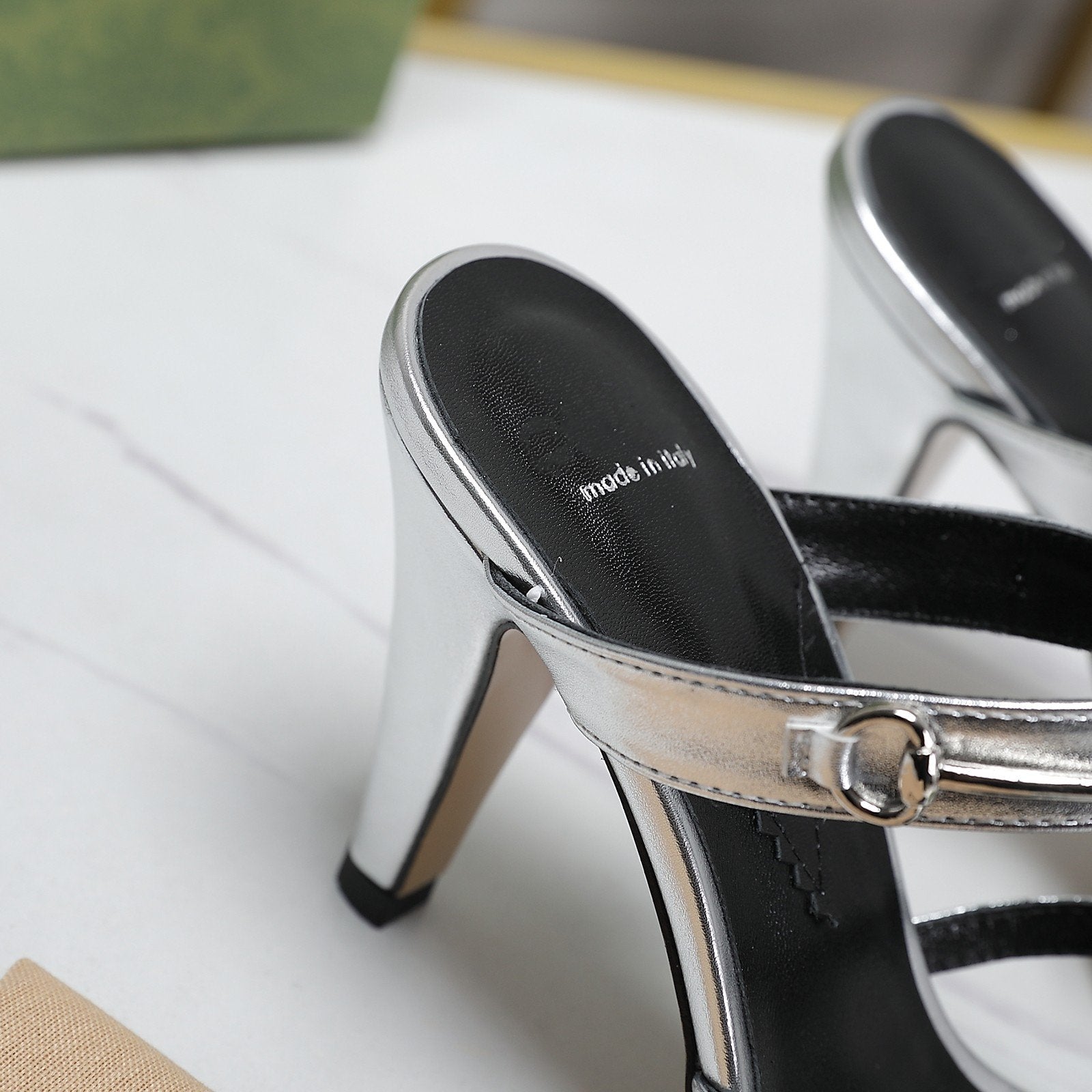 GUCCI SLIM HORSEBIT SLIDE SANDAL SILVER