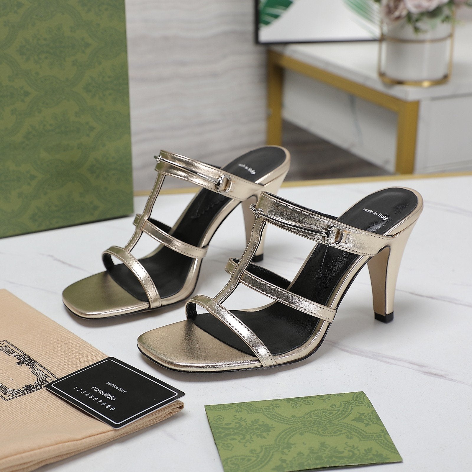 GUCCI SLIM HORSEBIT SLIDE SANDAL LIGHT YELLOW