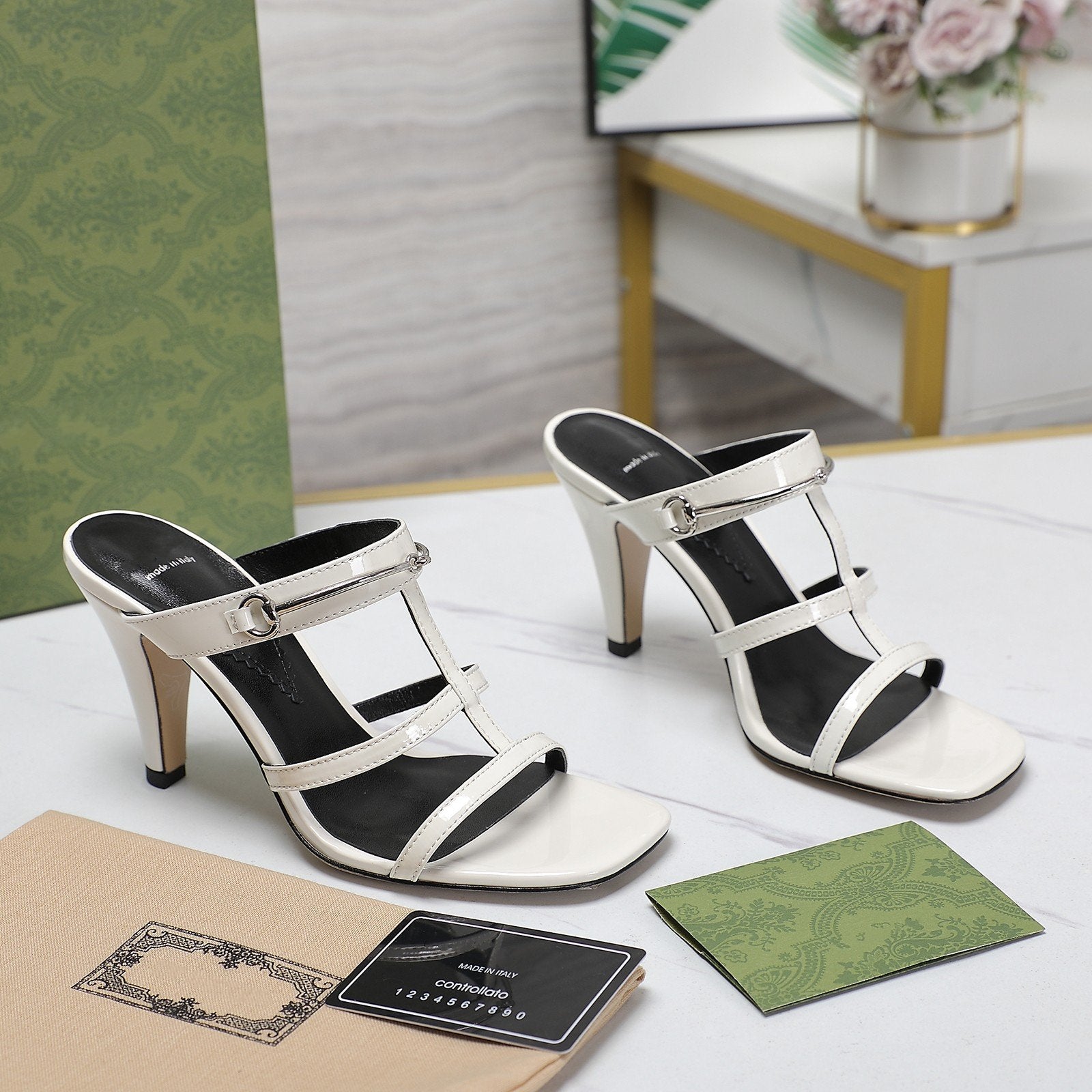 GUCCI SLIM HORSEBIT SLIDE SANDAL WHITE