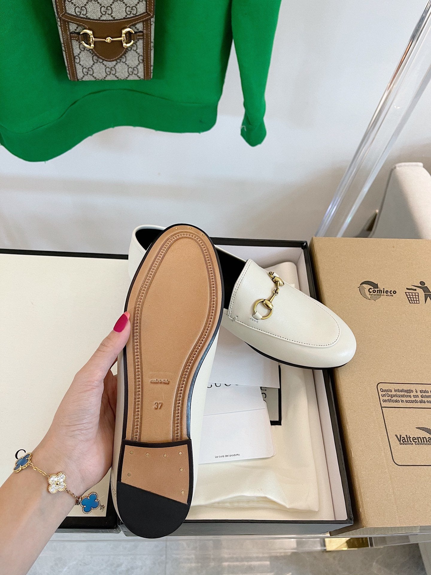 GUCCI LOAFERS MULES WHITE