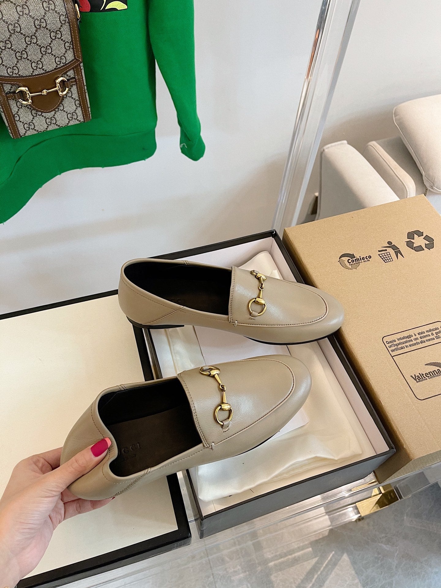 GUCCI LOAFERS MULES BEIGE