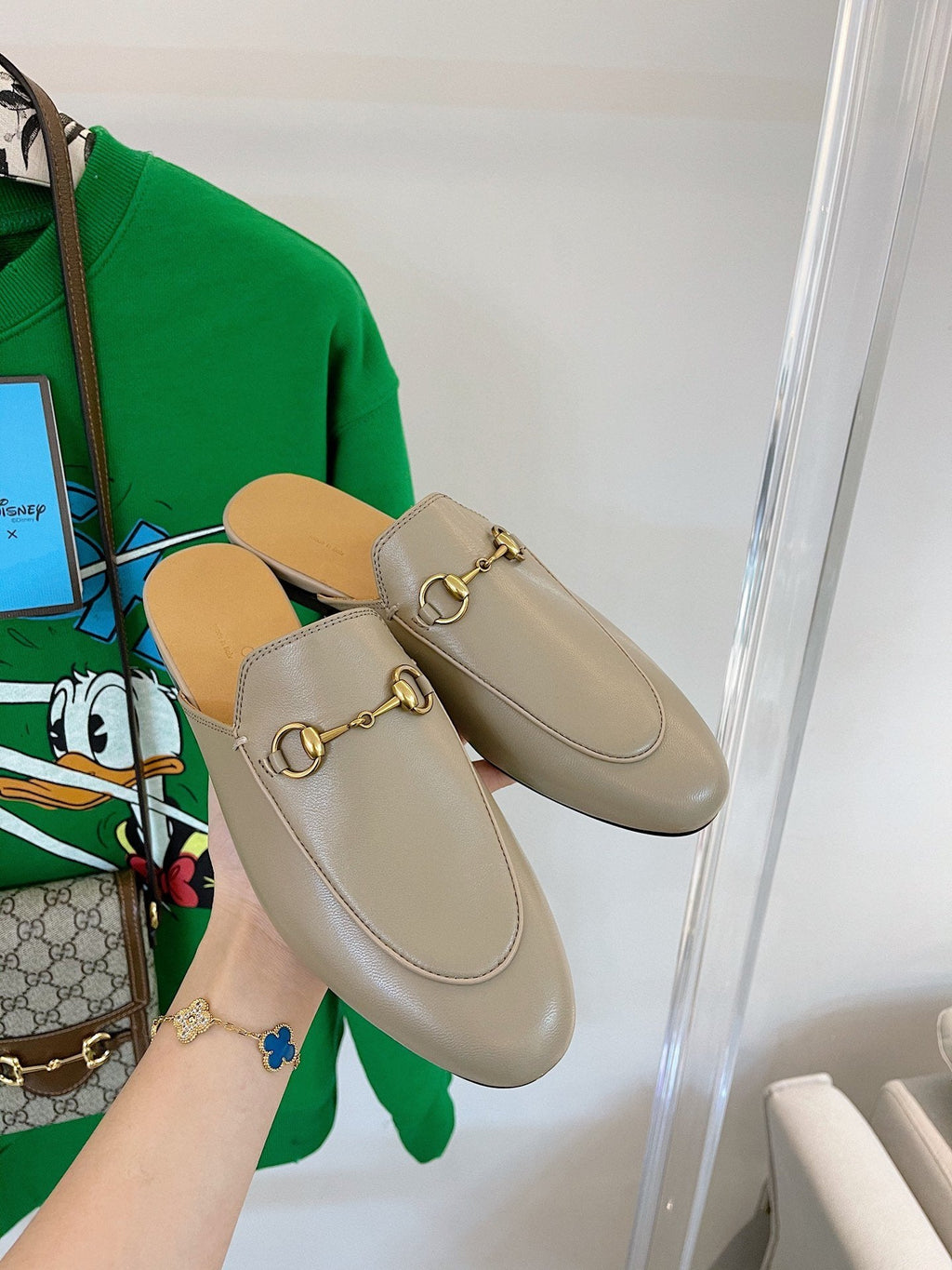 GUCCI SLIPPER MULES BEIGE