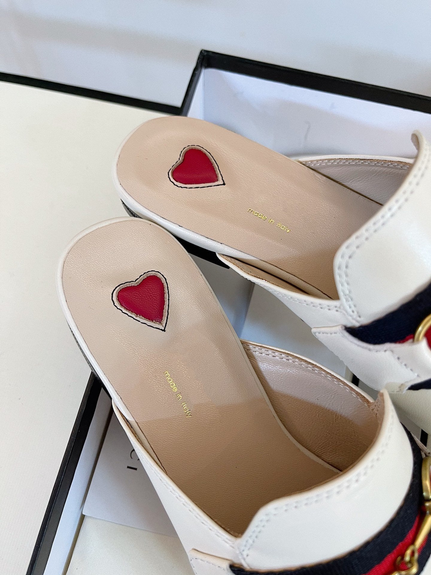 GUCCI SLIPPER PRINCETOWN BEIGE