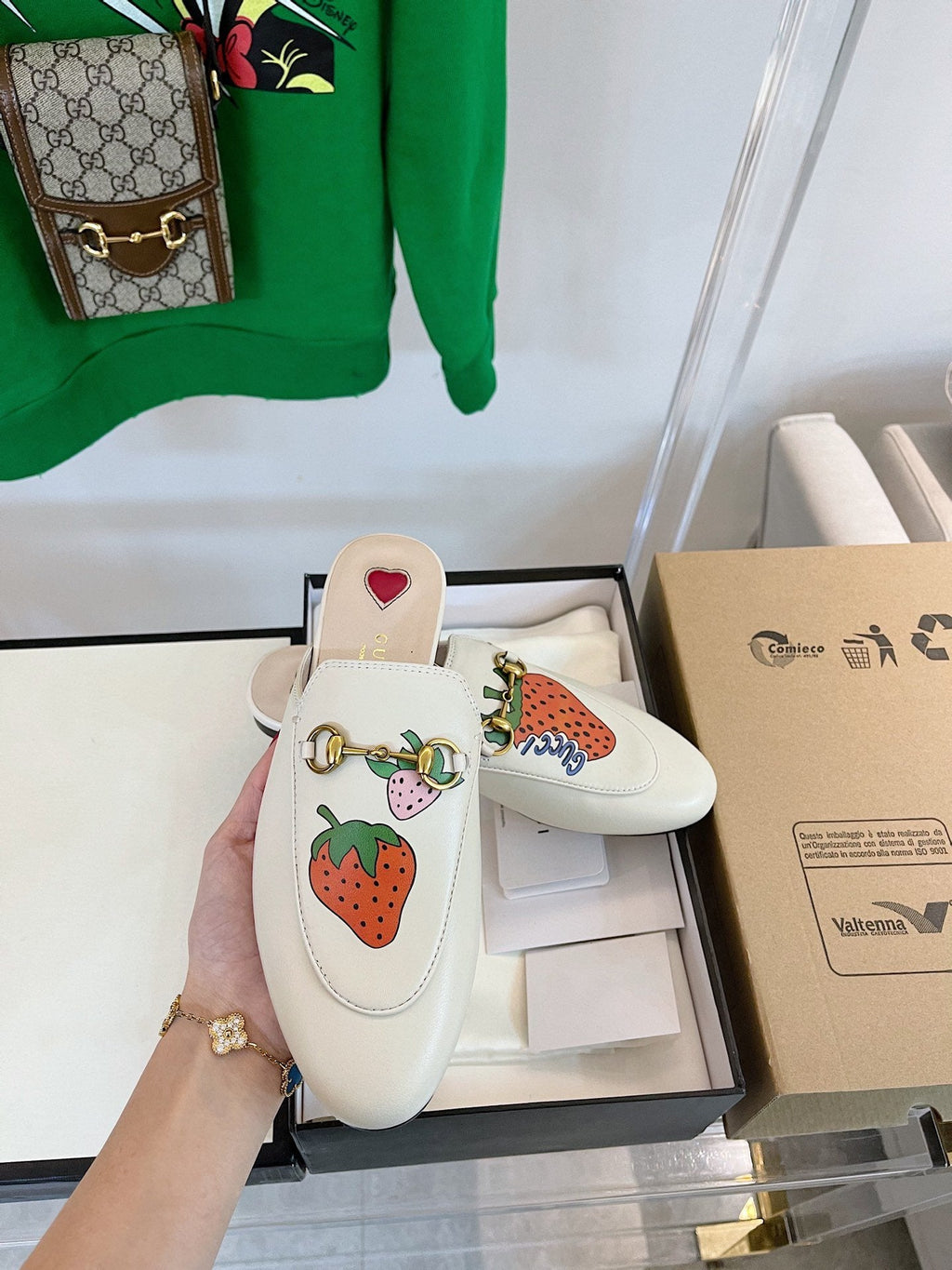GUCCI SLIPPER PRINCETOWN STRAWBERRY