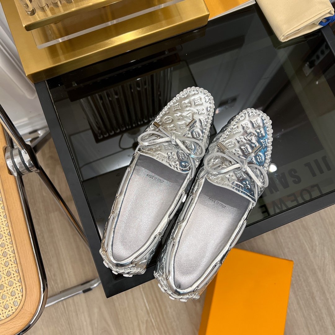 LOUIS VUITTON LV GLORIA FLAT LOAFER LOGO STAMPING SILVER