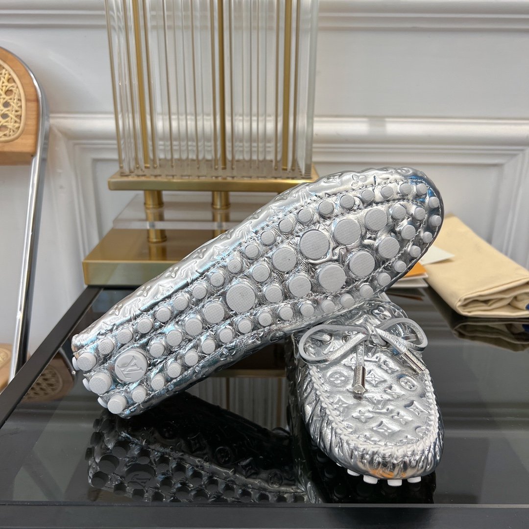 LOUIS VUITTON LV GLORIA FLAT LOAFER LOGO STAMPING SILVER