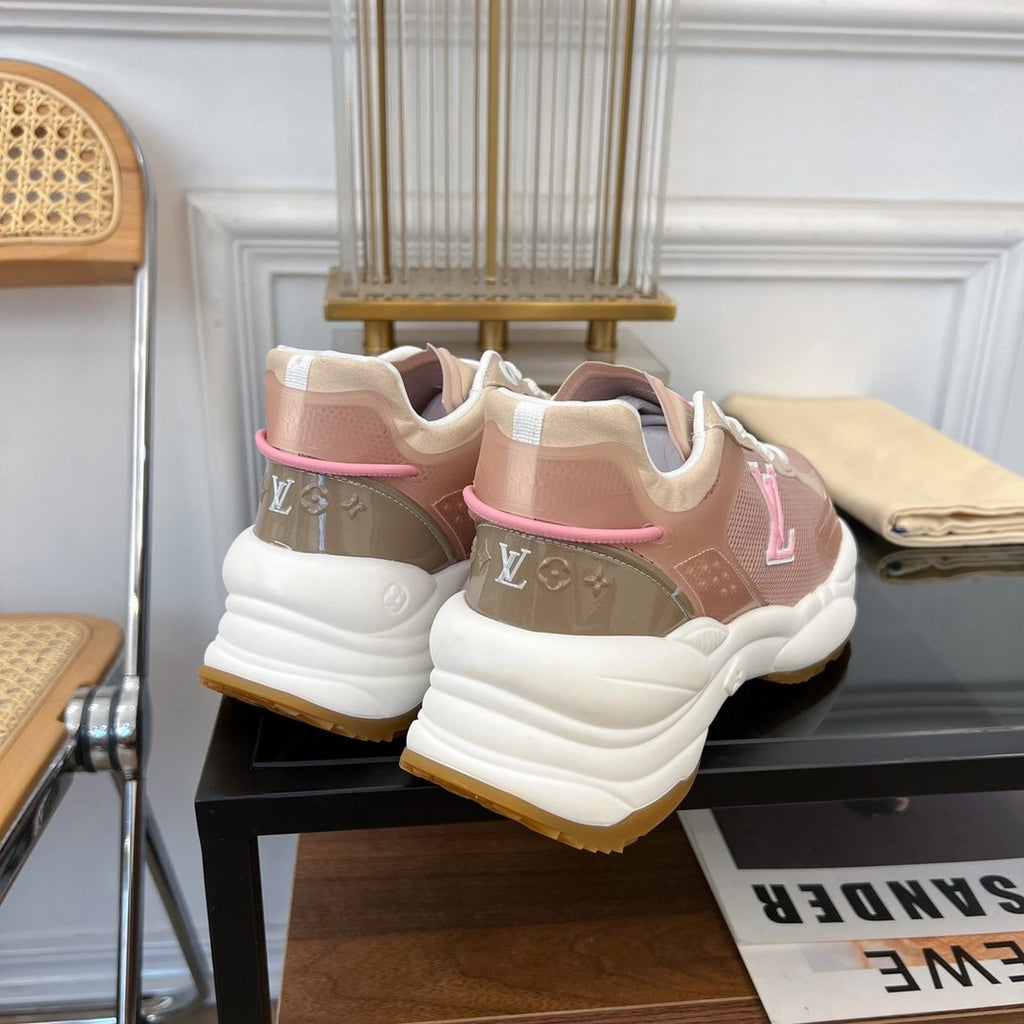 LOUIS VUITTON LV RUN 55 SNEAKER PINK BROWN