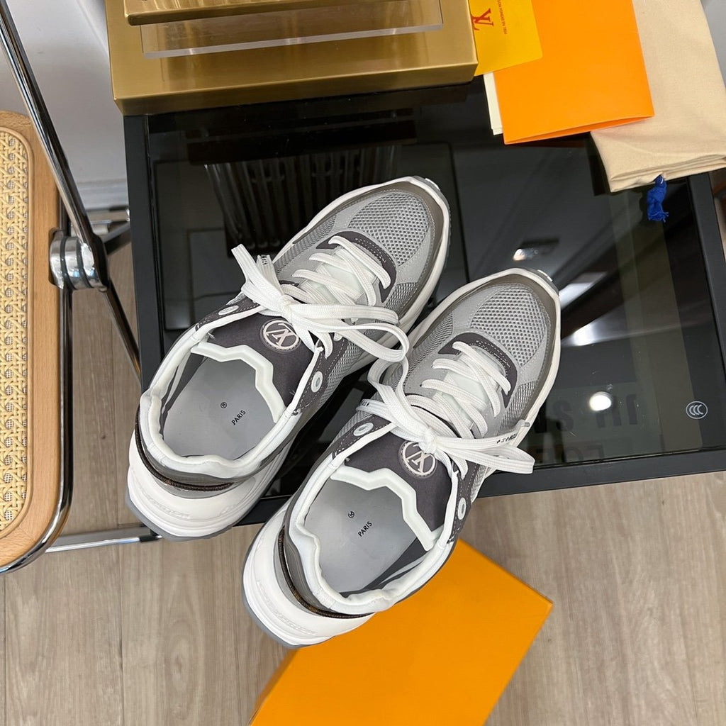 LOUIS VUITTON LV RUN 55 SNEAKER DARK GRAY