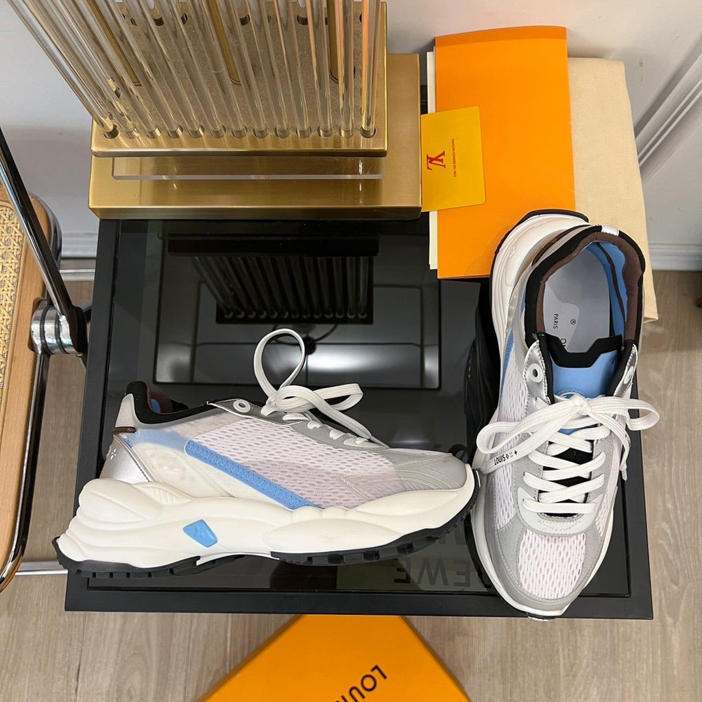 LOUIS VUITTON LV RUN 55 SNEAKER BLUE