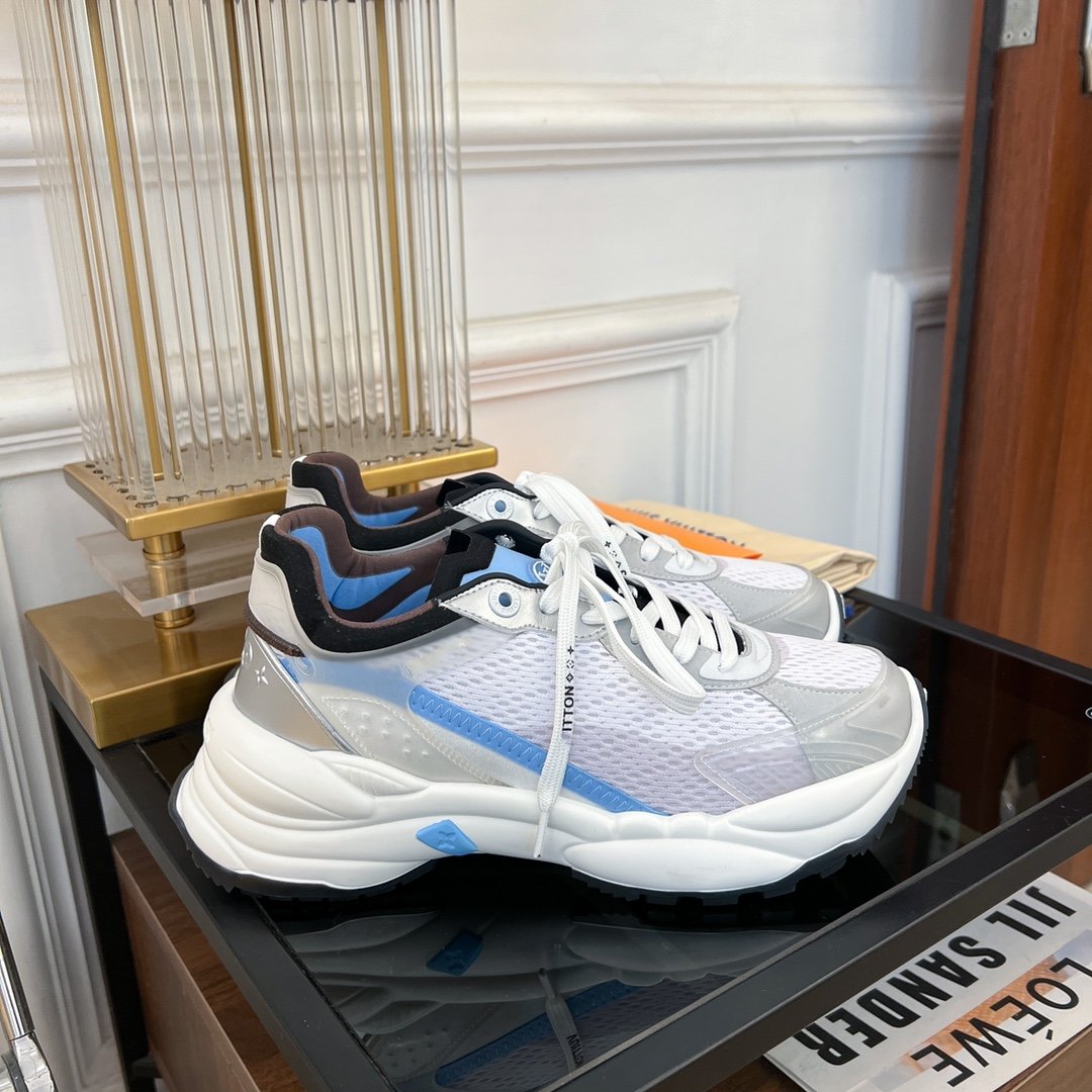 LOUIS VUITTON LV RUN 55 SNEAKER BLUE