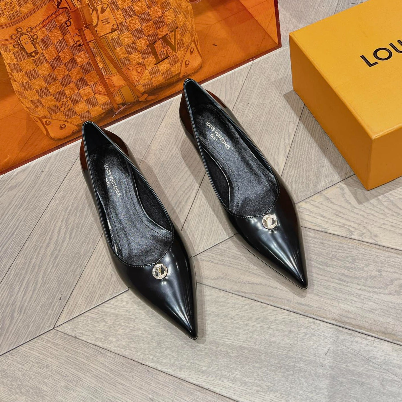 LOUIS VUITTON LV SINGLE LOW HEEL PUMP BLACK