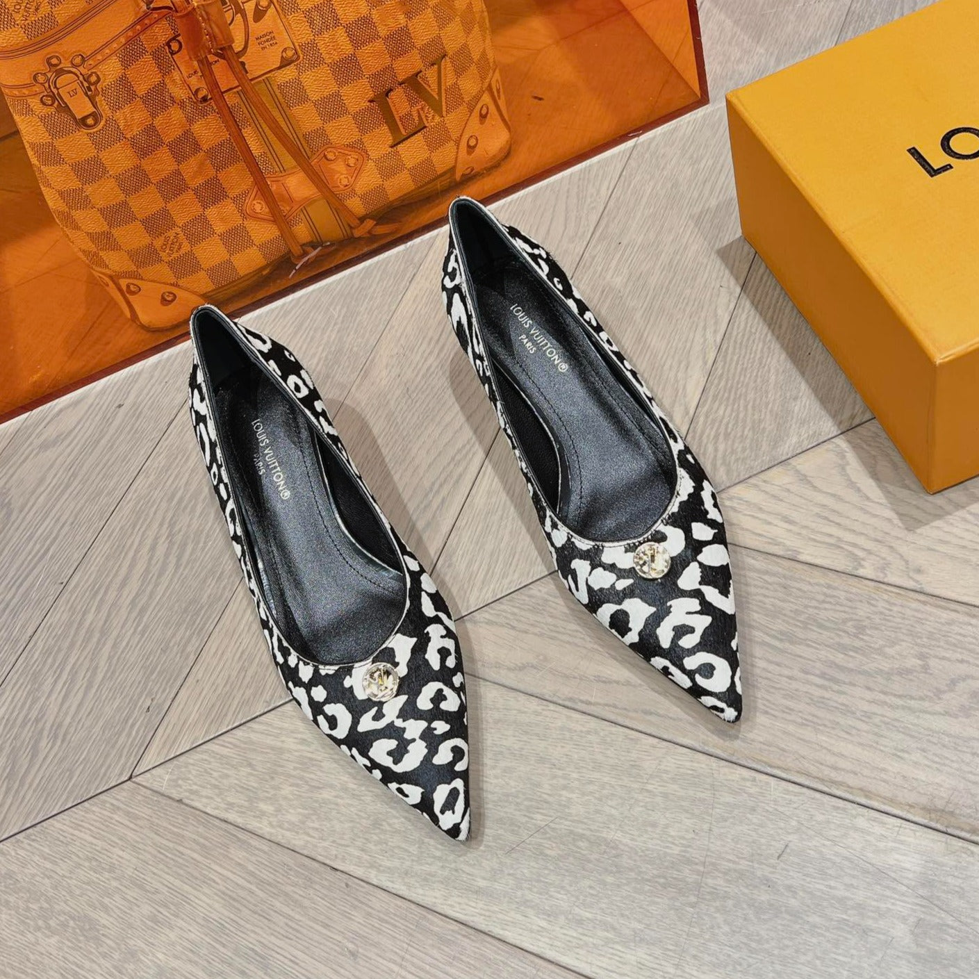 LOUIS VUITTON LV SINGLE LOW HEEL PUMP WHITE LEOPARD