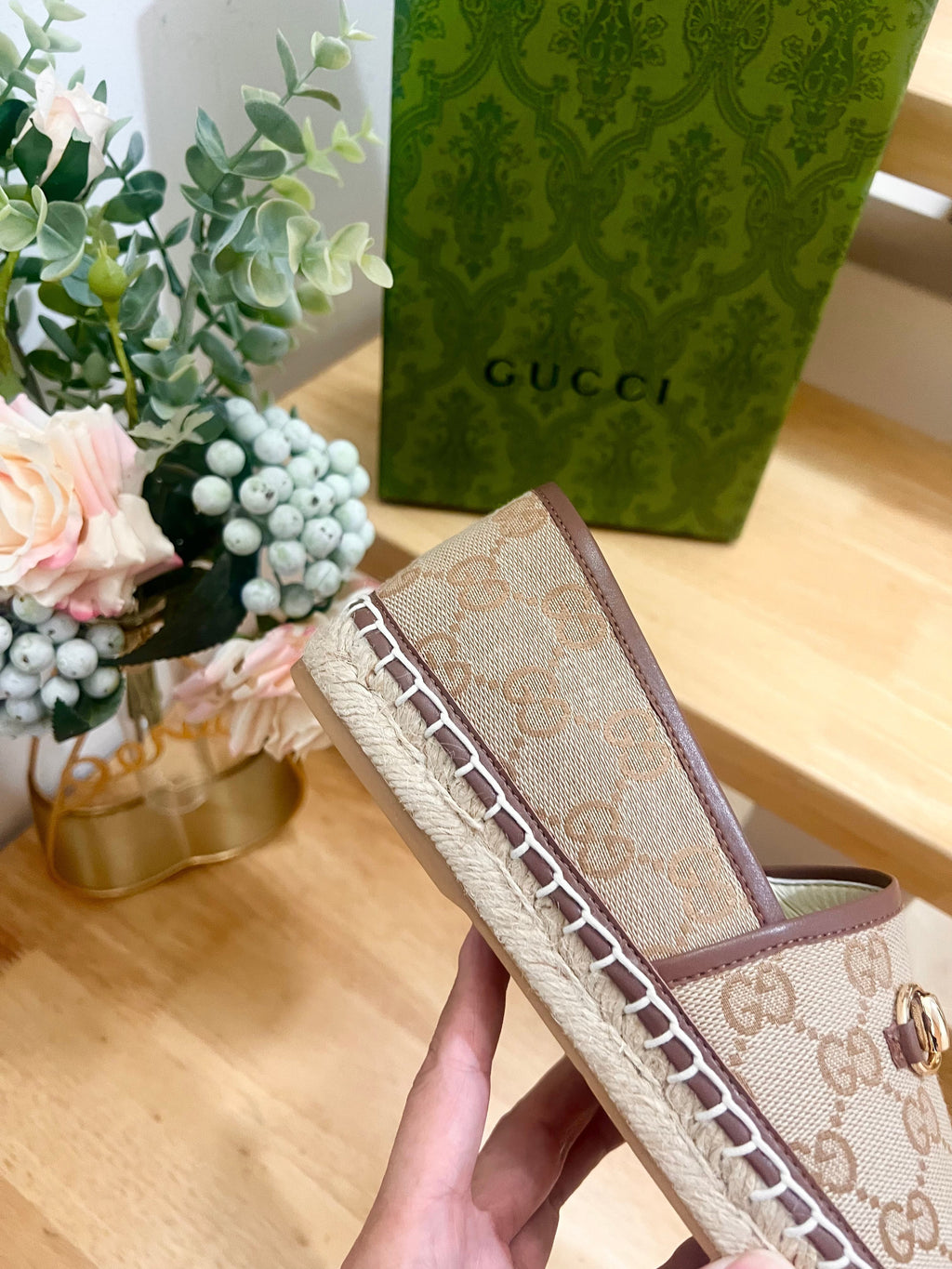 GUCCI WOMEN'S ESPADRILLE WITH HORSEBIT IN BEIGE CANVAS