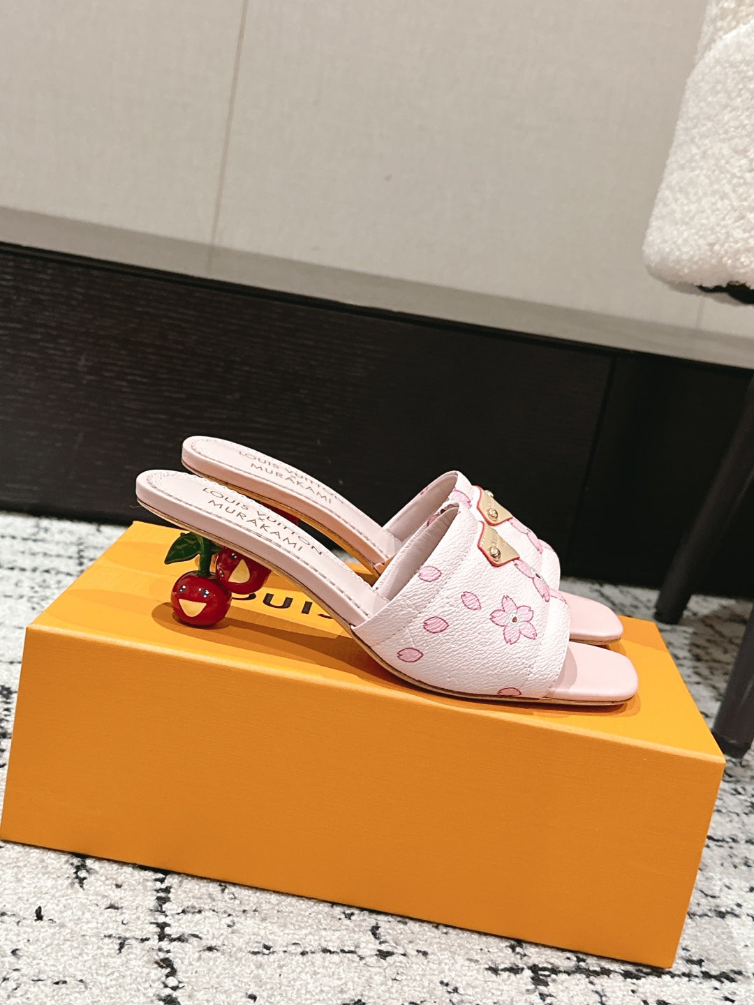LOUIS VUITTON LV CHERRY HIGH HEELS 25S 55 MM IN LIGHT PINK CALFSKIN STYLE 1