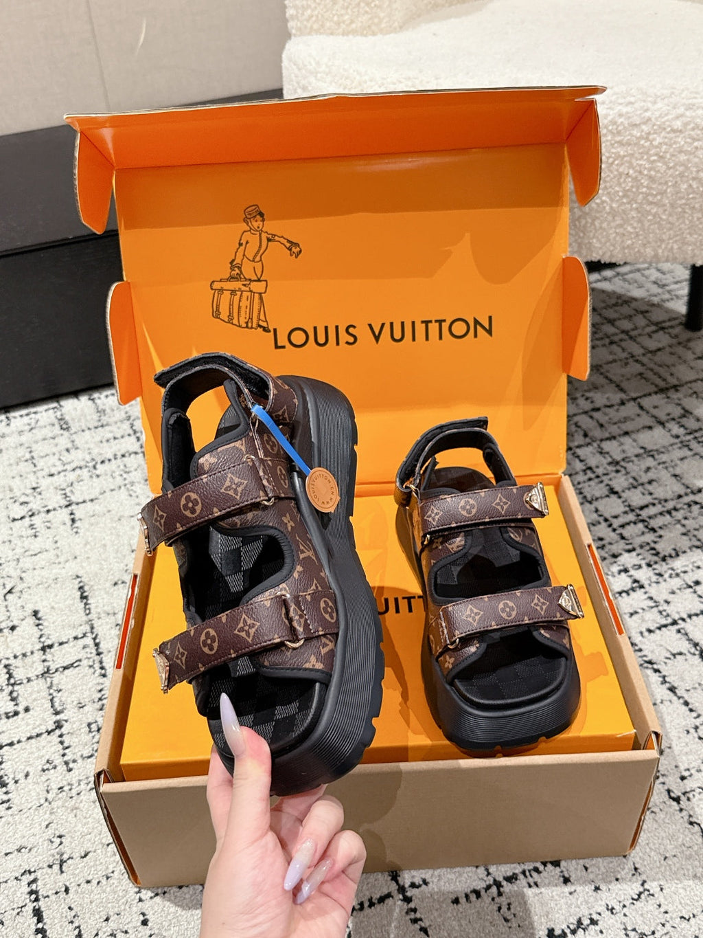 LOUIS VUITTON LV WEDGE SANDALS 25S 55 MM IN BROWN AND BLACK CALFSKIN WITH LOGO PATTERN