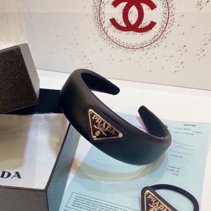 PRADA THICK HEADBAND IN BLACK CALFSKIN 730963