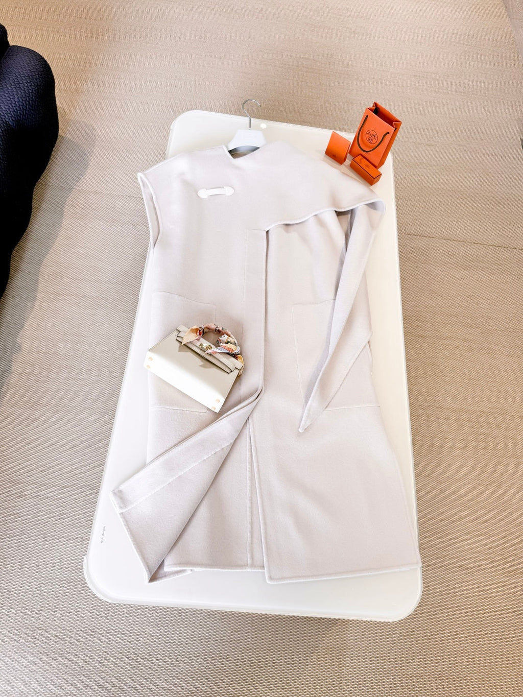 HERMES HERMES 25S REVERSIBLE SLEEVELESS COAT 258