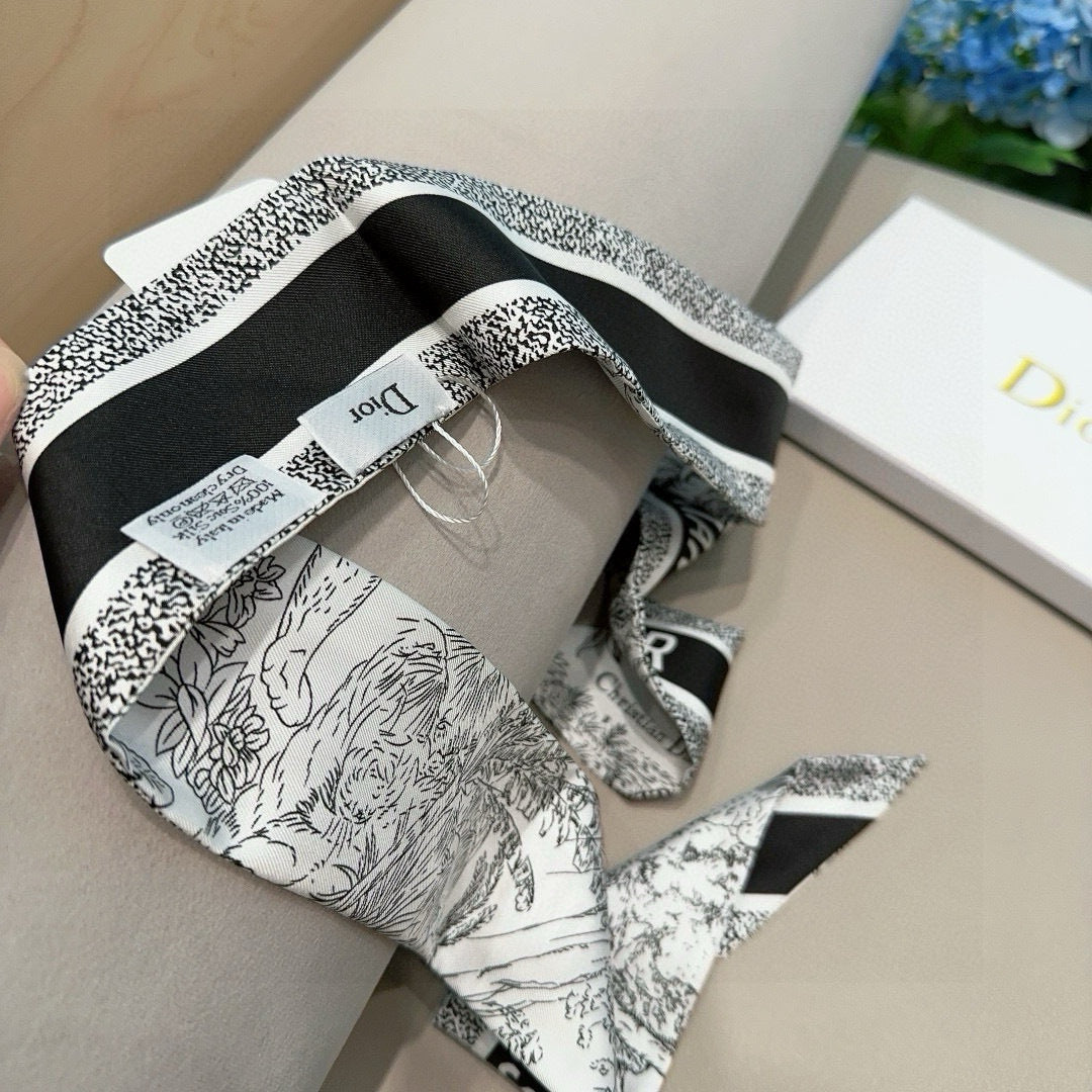 DIOR TWILLY 100 CM IN SILK 714373