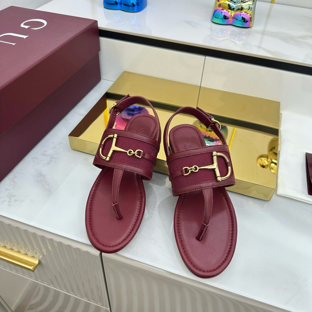 GUCCI FLAT THONG SANDALS WITH ANKLE STRAP IN RED LAMBSKIN AND FABRIC