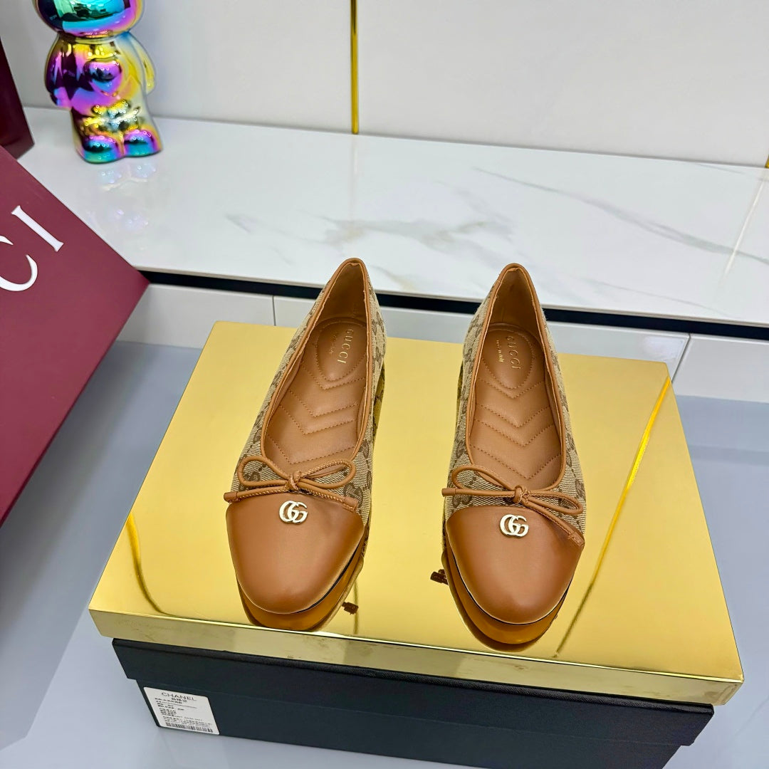 GUCCI BALLET FLATS 25S IN BROWN LAMBSKIN MIX BEIGE CANVAS WITH BOW