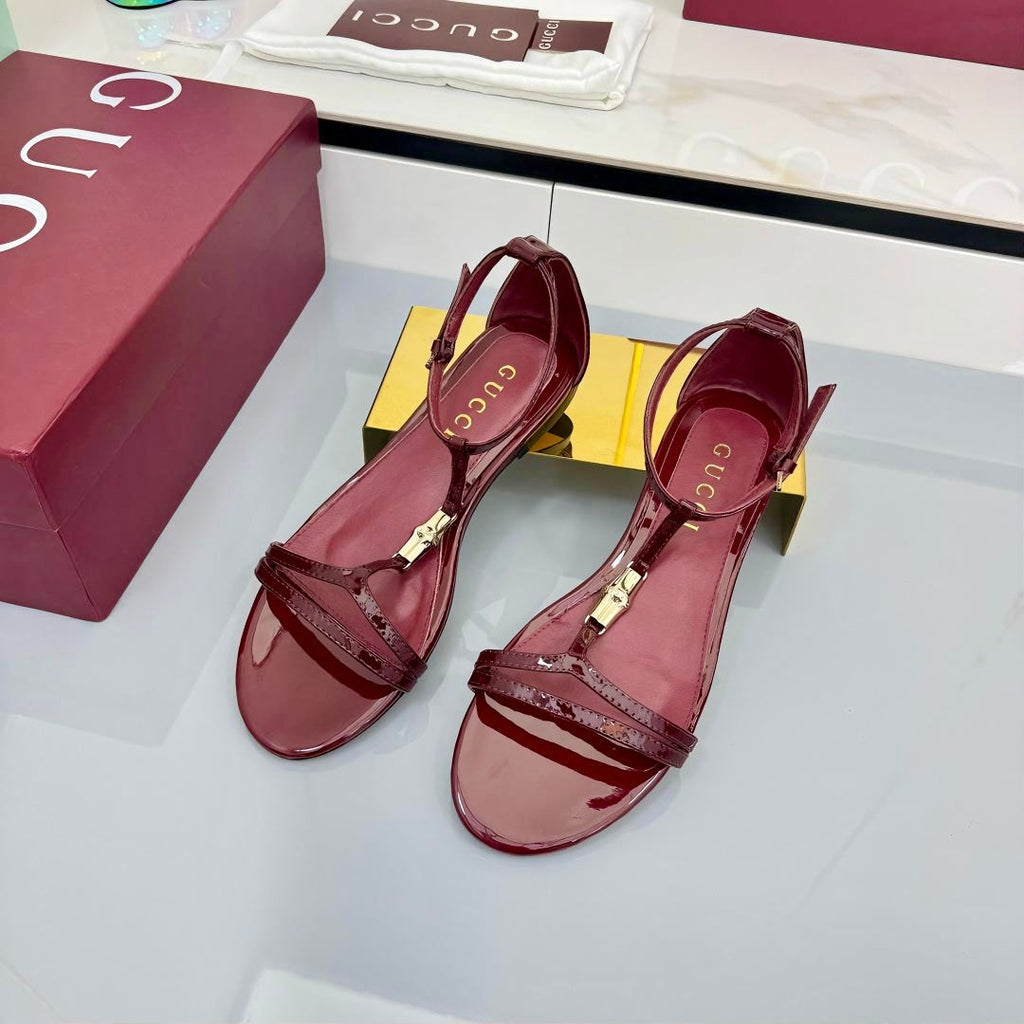 GUCCI THONG SANDALS 25S IN RED LAMBSKIN WITH GOLD HARDWARE