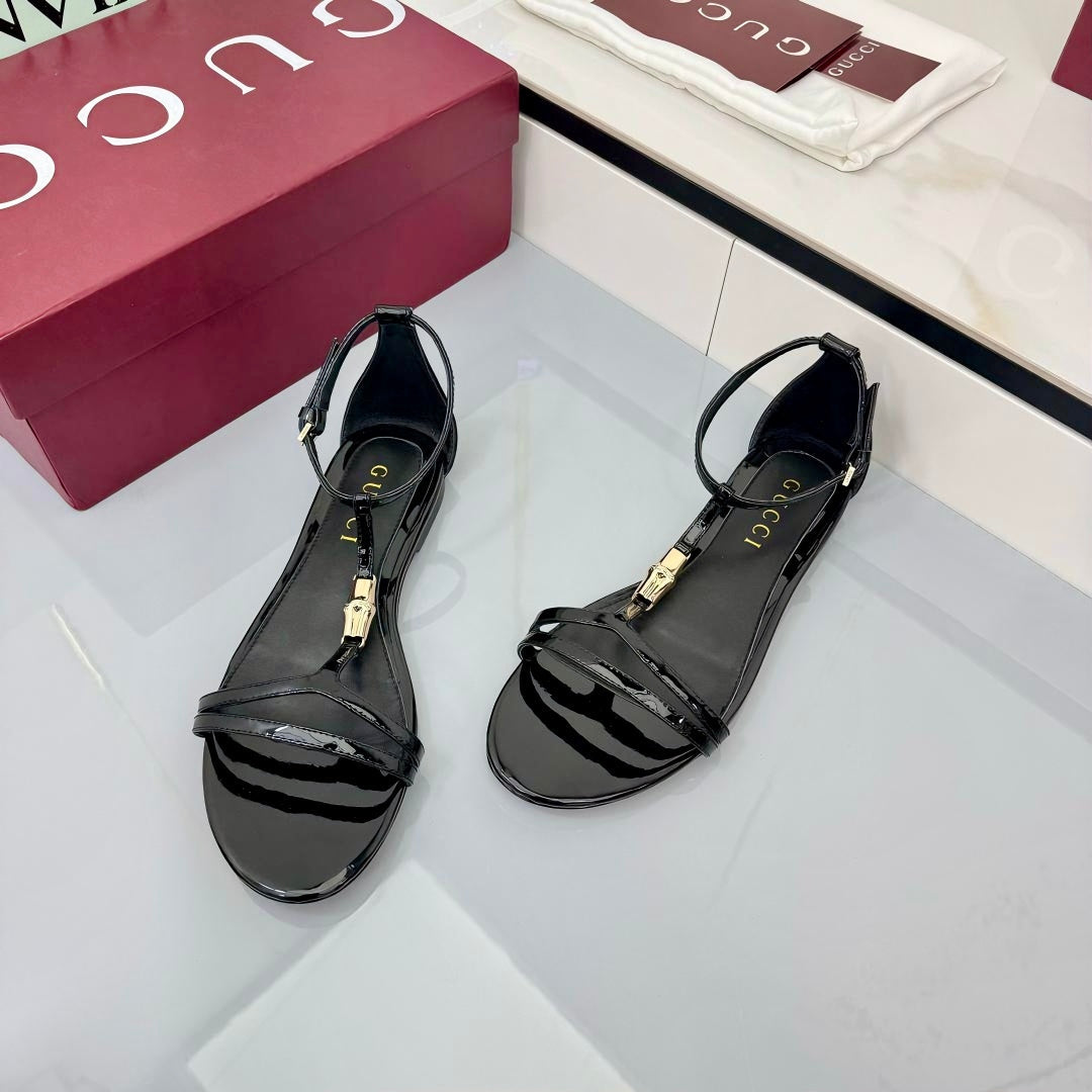 GUCCI THONG SANDALS 25S IN BLACK LAMBSKIN WITH GOLD HARDWARE