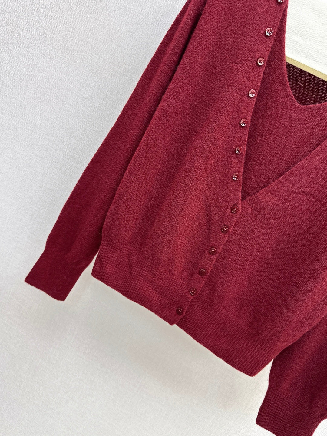 HERMES HERMES 25S V-NECK SWEATER 256