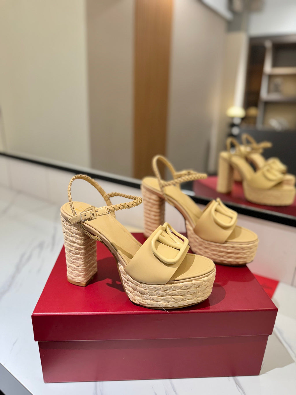 VLTN ESPADRILLE WEDGE SANDALS 25S 115 MM IN GOLDEN BEIGE LAMBSKIN