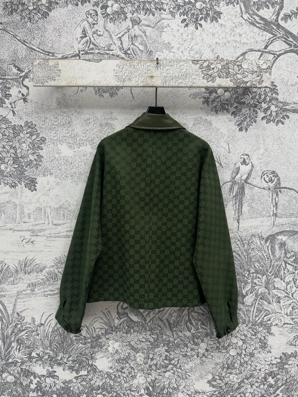 GUCCI CLASSIC LAPEL JACKET STYLE 97