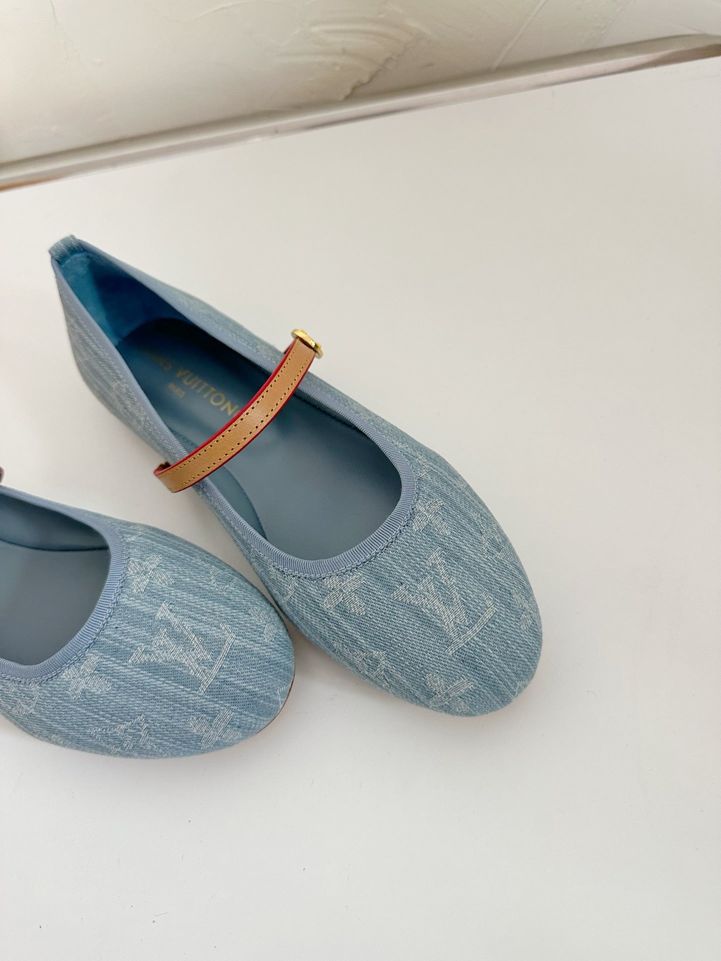 LOUIS VUITTON ROMY FLAT BALLERINA IN LIGHT BLUE MONOGRAM DENIM FABRIC