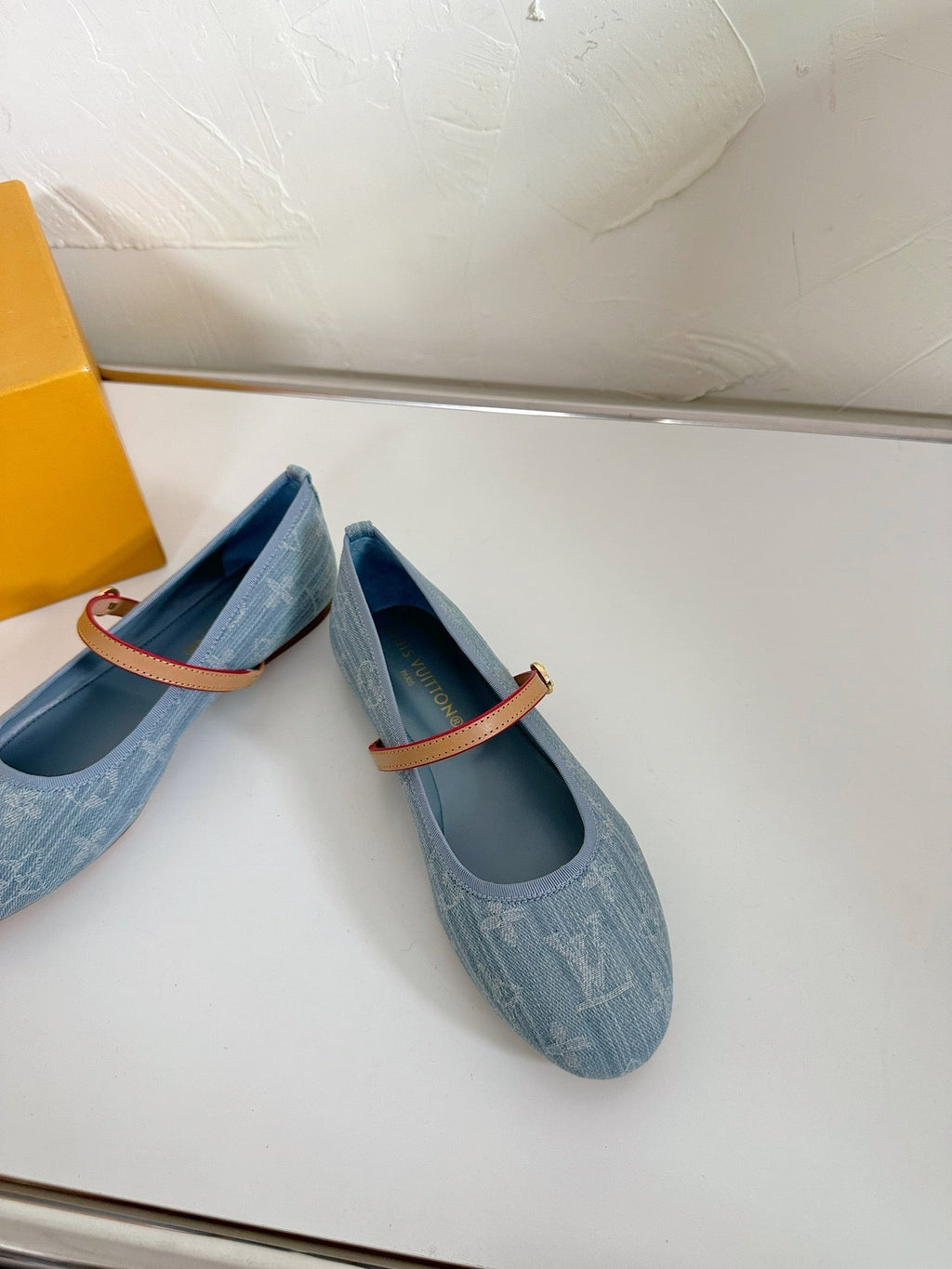 LOUIS VUITTON ROMY FLAT BALLERINA IN LIGHT BLUE MONOGRAM DENIM FABRIC