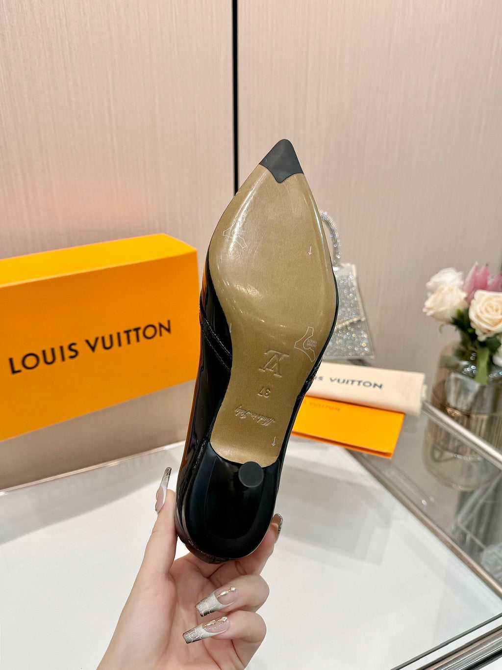 LOUIS VUITTON 6AM HIGH HEELS 55 MM IN BLACK PATENT LAMBSKIN