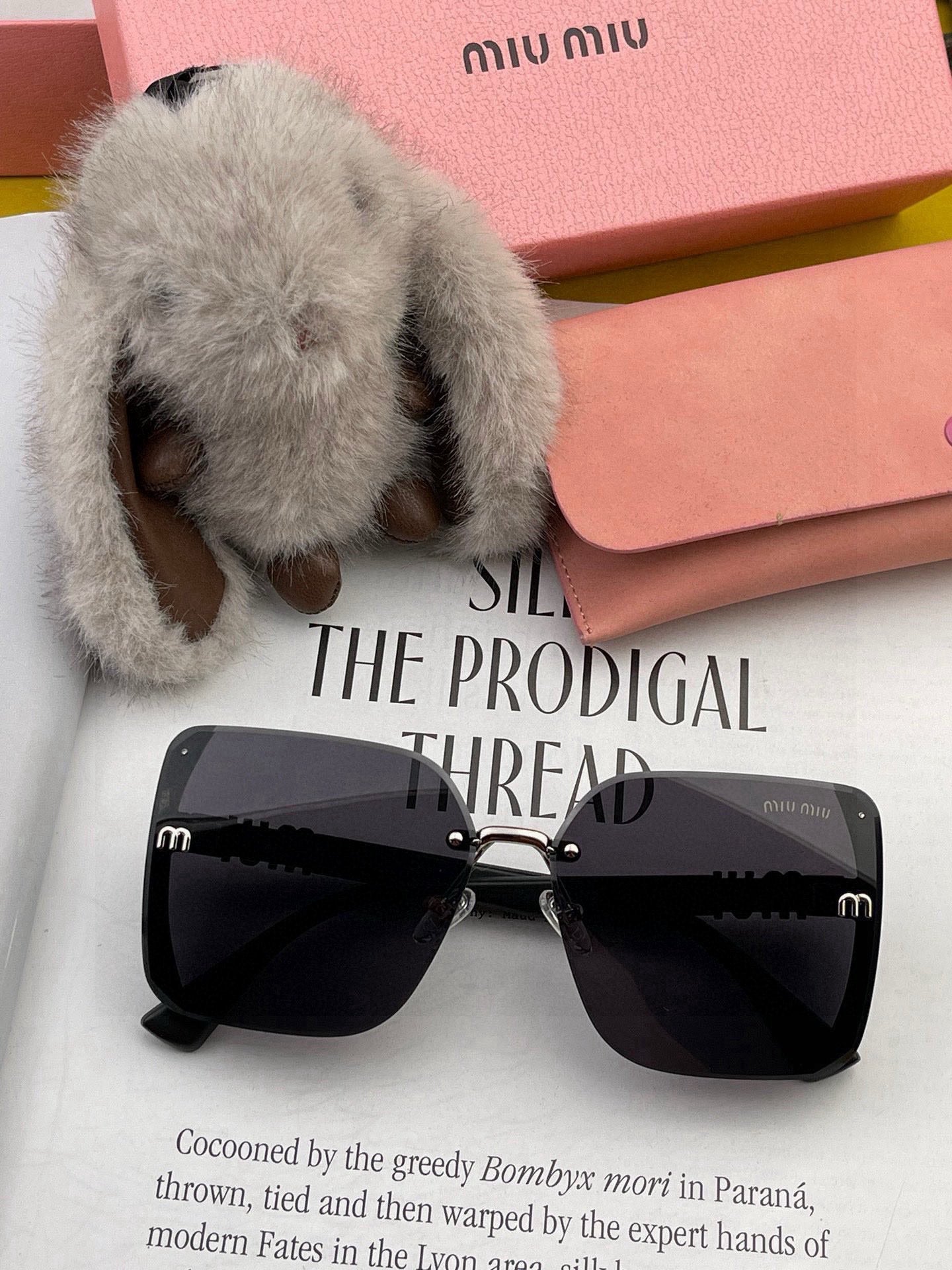 RUNWAY SQUARE SUNGLASSES M2100 IN ACETATE