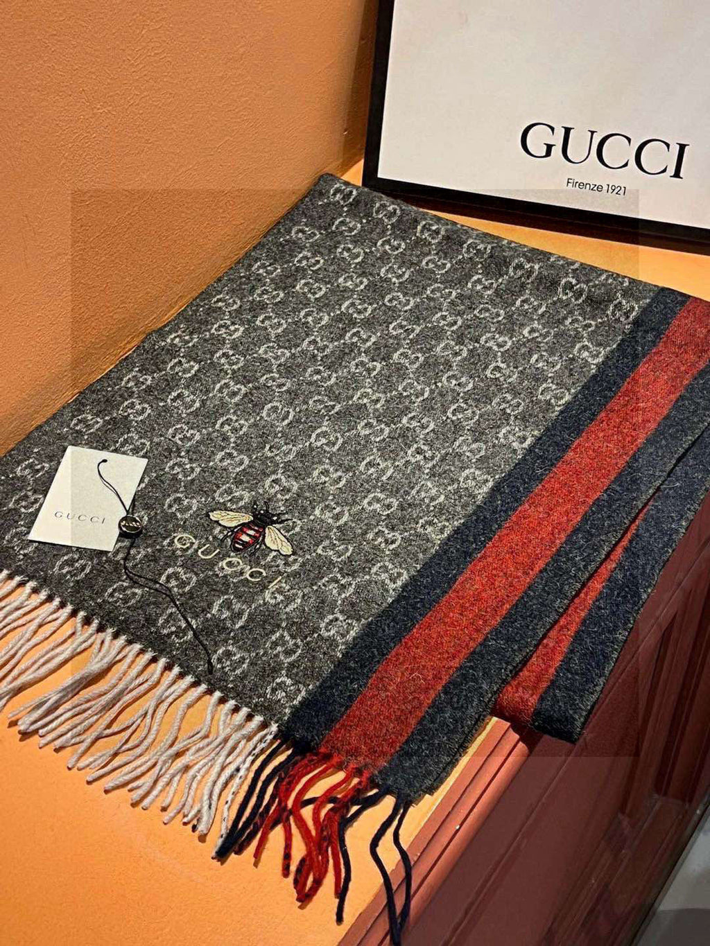 CHANEL 25S SCARF 190 IN CASHMERE 718529
