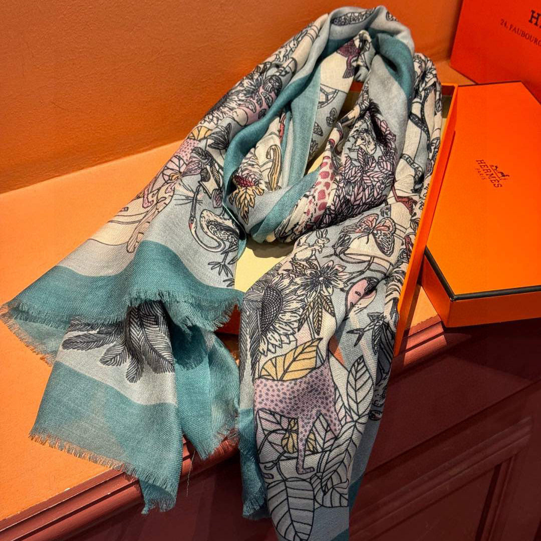 HERMES HERMES 25S SCARF 200 IN CASERE SILK 732071