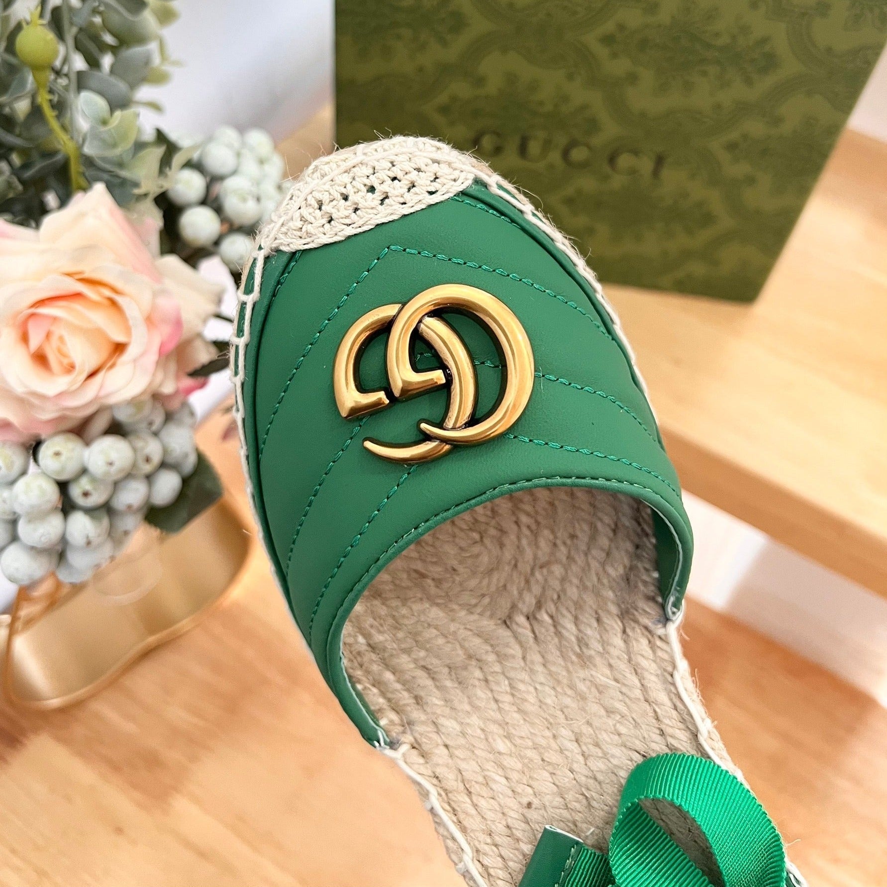 GUCCI Crochet platform Espadrilles Jade Green