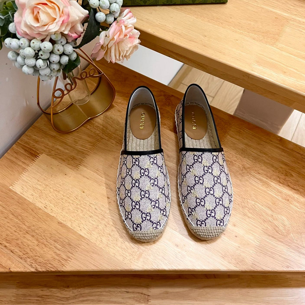 GUCCI Supreme Flat Shoes White Caro