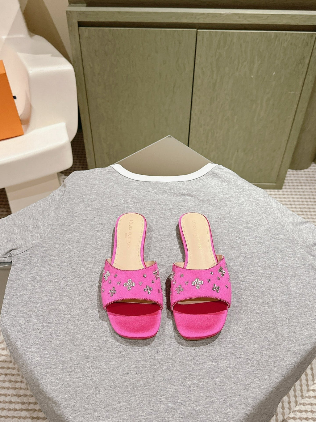 LOUIS VUITTON LV WOMEN FLAT MULE IN DEEP PINK SATIN WITH RHINESTONE