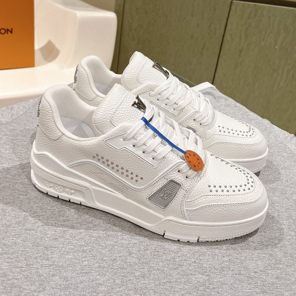 LOUIS VUITTON LV TRAINER SNEAKER IN WHITE CALFSKIN