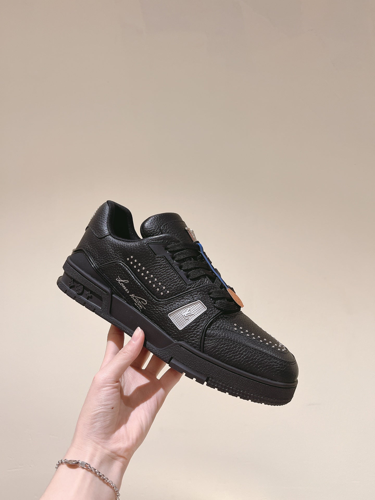 LOUIS VUITTON LV TRAINER SNEAKER IN BLACK CALFSKIN