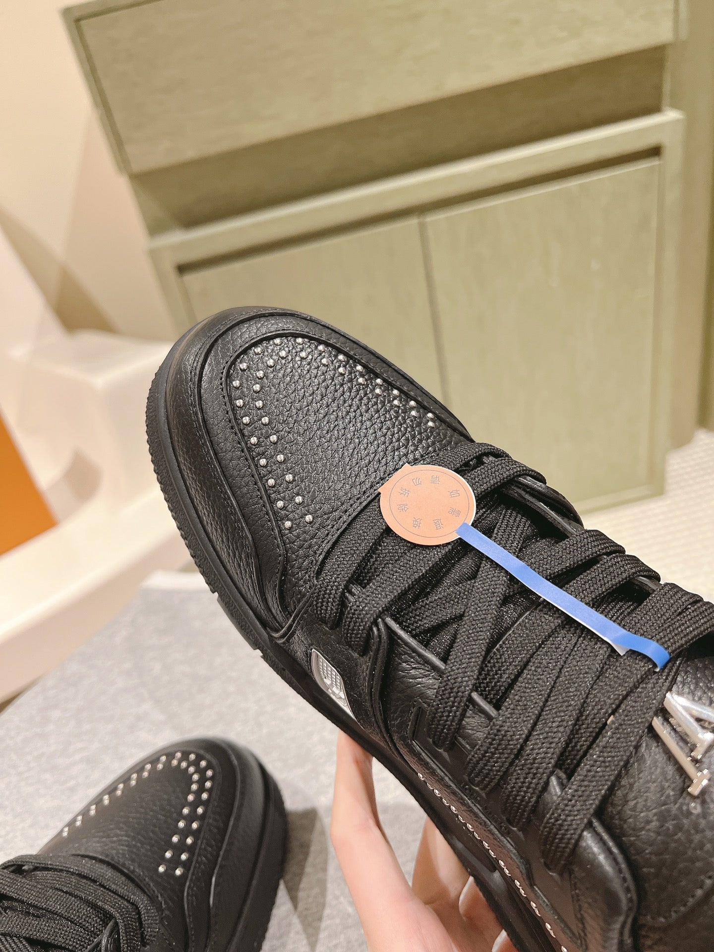 LOUIS VUITTON LV TRAINER SNEAKER IN BLACK CALFSKIN