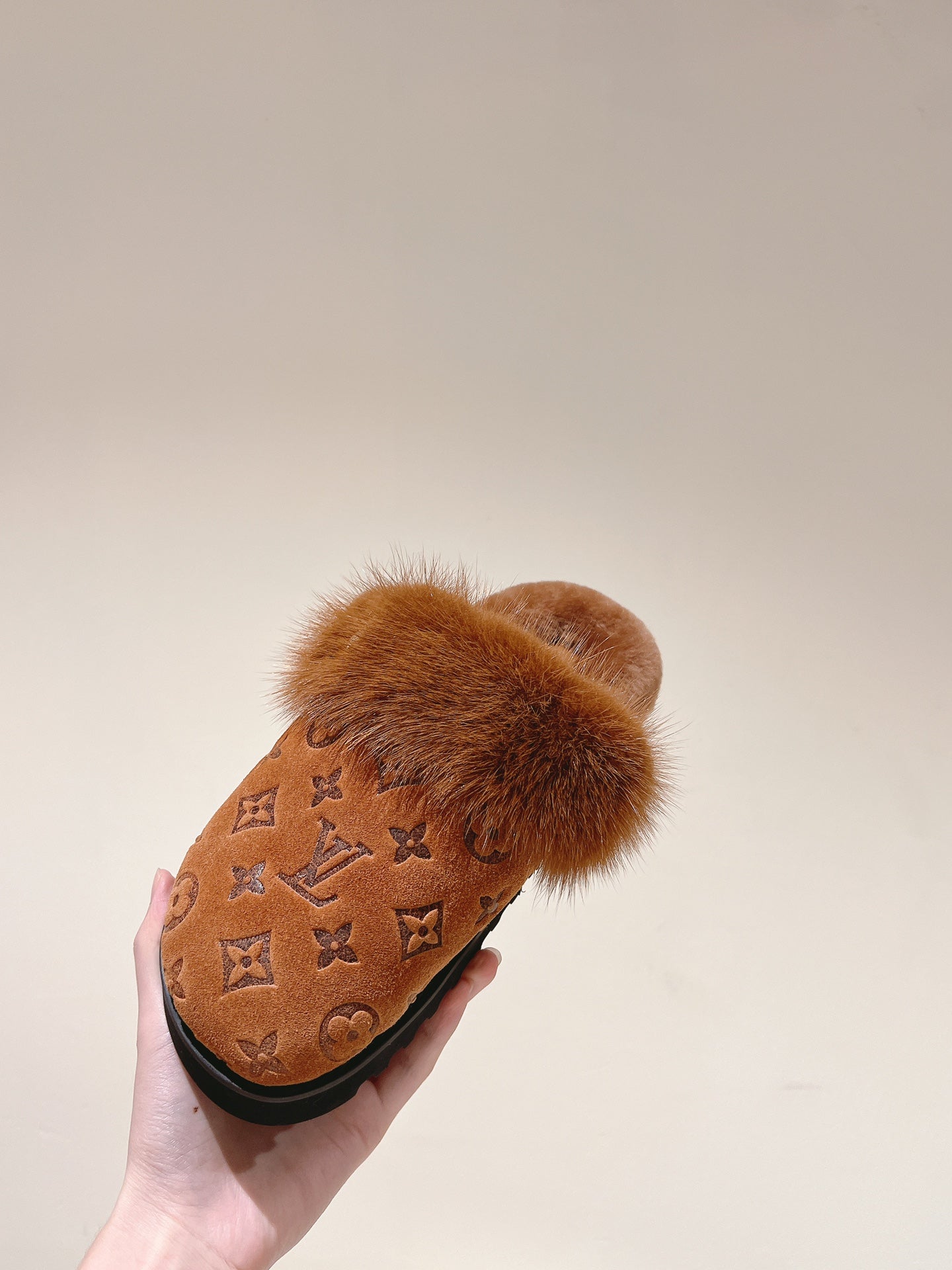 LOUIS VUITTON COSY FLAT COMFORT CLOG IN BRONZE BROWN MONOGRAM LAMB WOOL AND MINK FUR