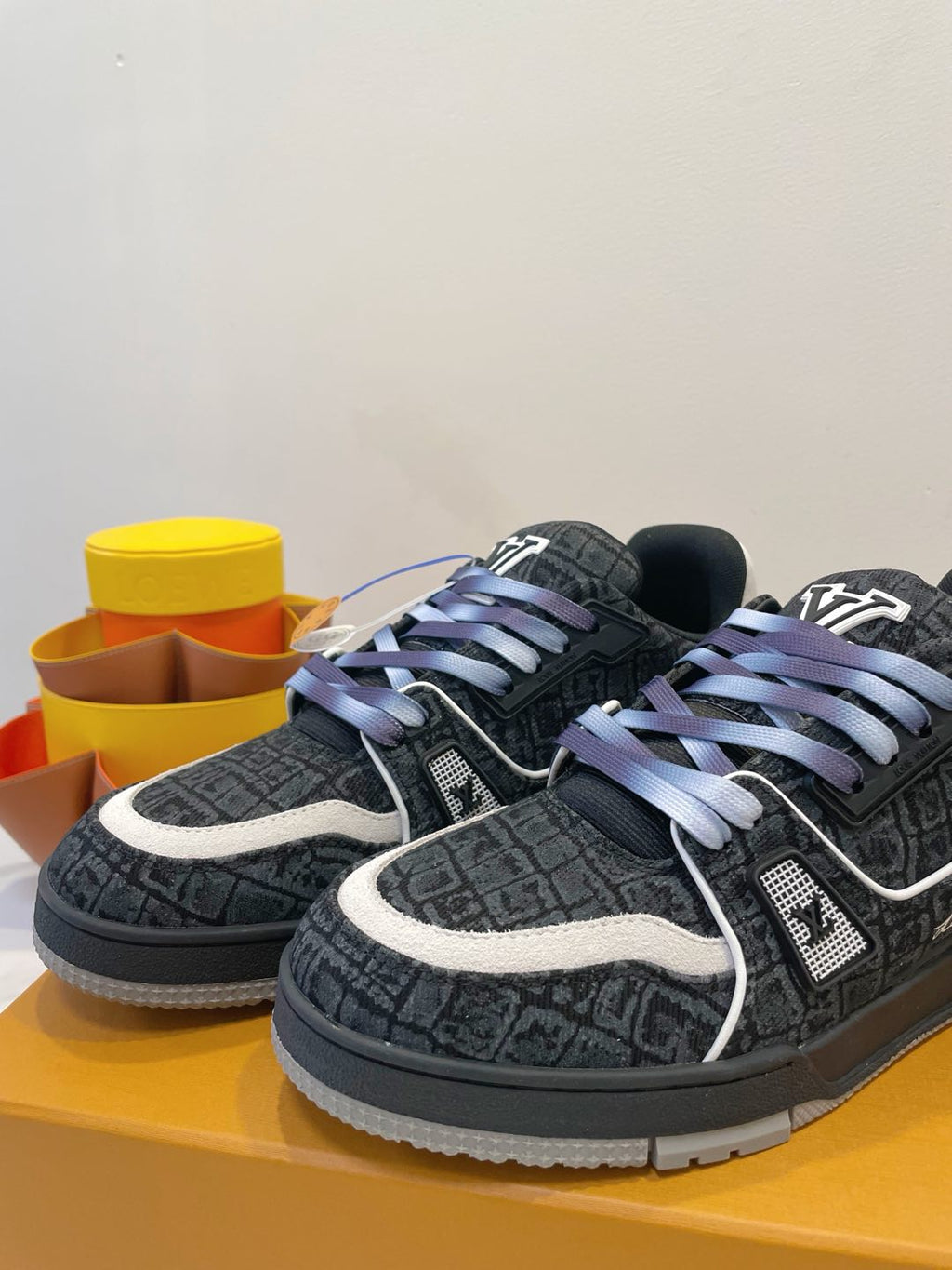 LOUIS VUITTON TRAINER SNEAKER IN BLACK MONOGRAM DENIM FABRIC