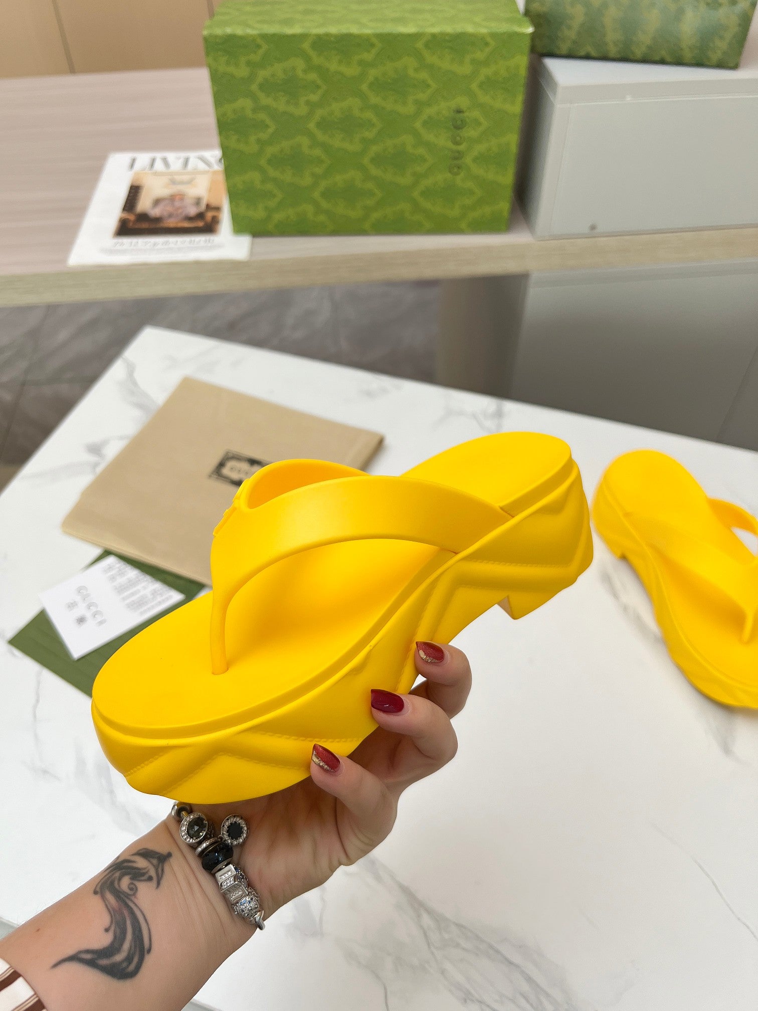GUCCI THONG PLATFORM IN BRIGHT YELLOW IMPORTED TPU