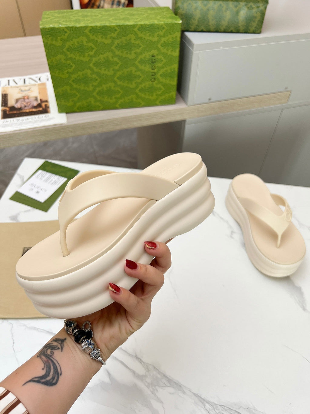 GUCCI THONG PLATFORM 5 CM IN BEIGE CREAM IMPORTED TPU