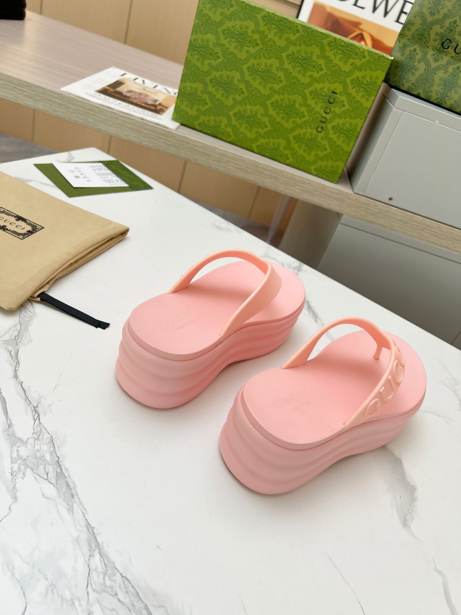 GUCCI THONG PLATFORM 5 CM IN LIGHT PINK IMPORTED TPU