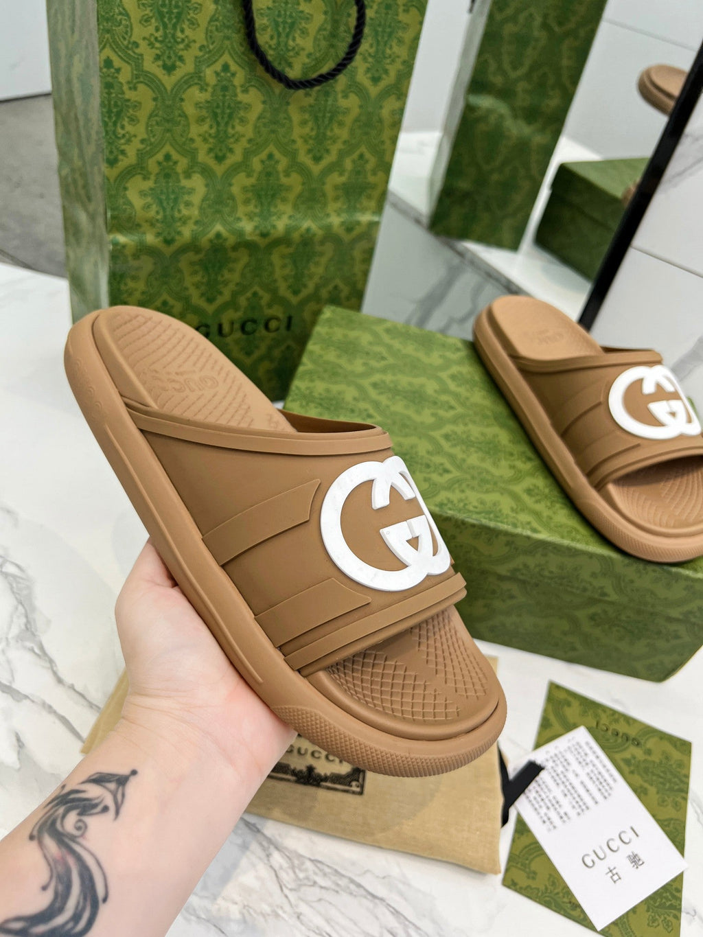 GUCCI PLATFORM SLIPPERS IN PEANUT BROWN IMPORTED TPU