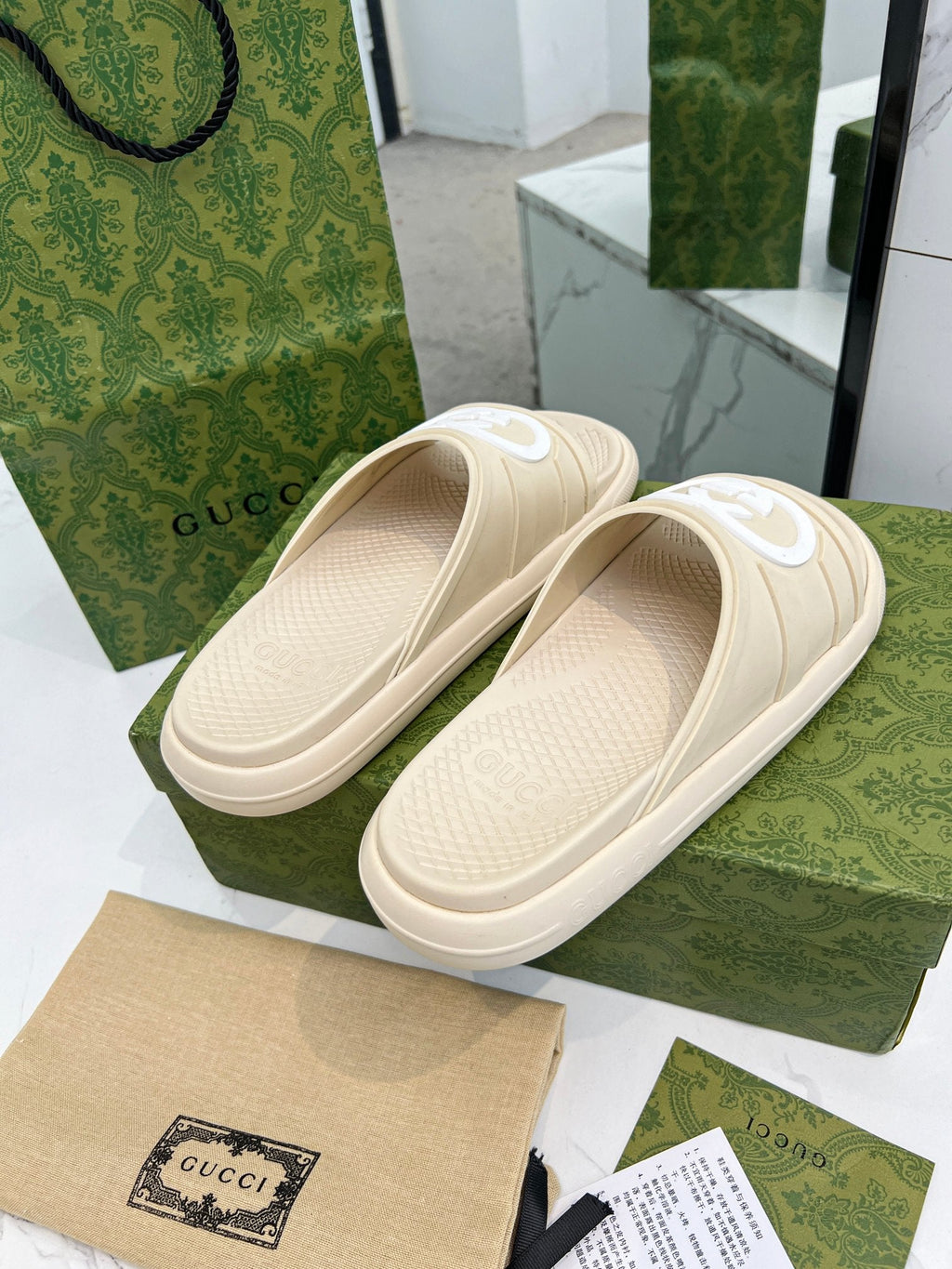 GUCCI PLATFORM SLIPPERS IN SAND BROWN IMPORTED TPU